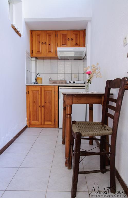 بلاتانياس Drivas Apartments الغرفة الصورة