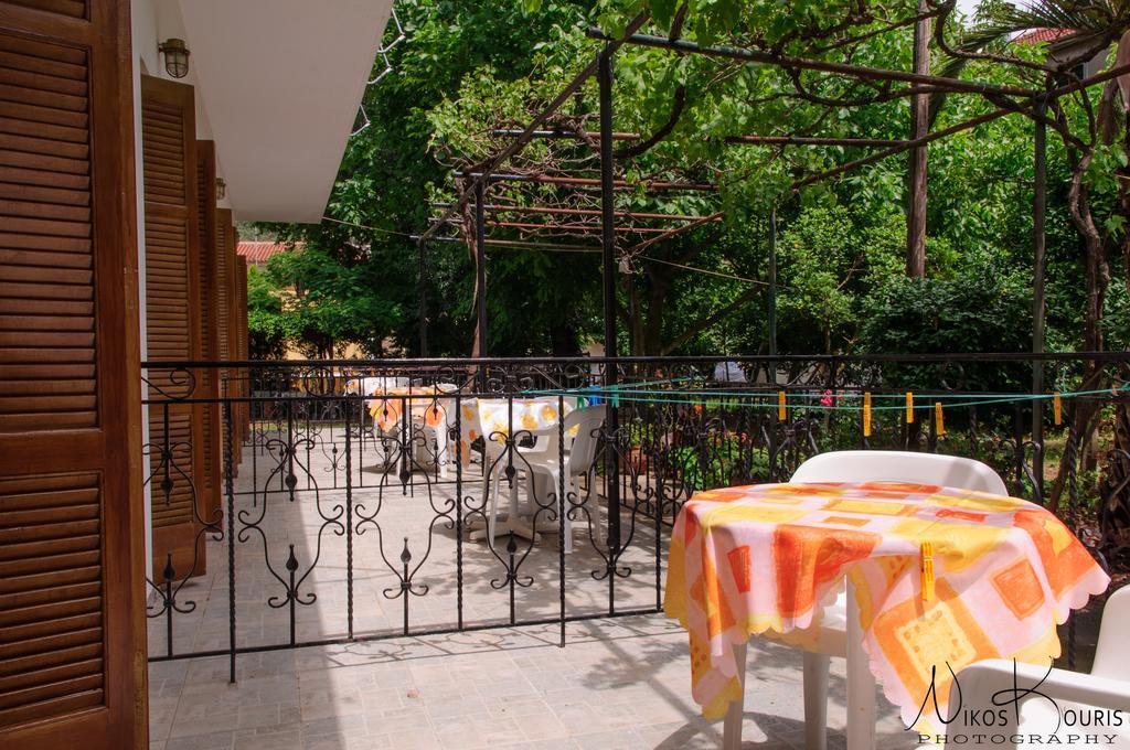 بلاتانياس Drivas Apartments الغرفة الصورة